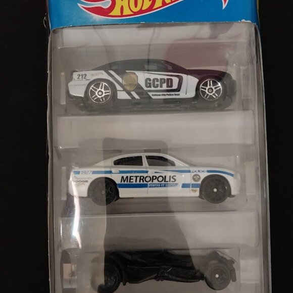 DC Comics Hot Wheels Batman Vs Superman - Picture 2 of 6